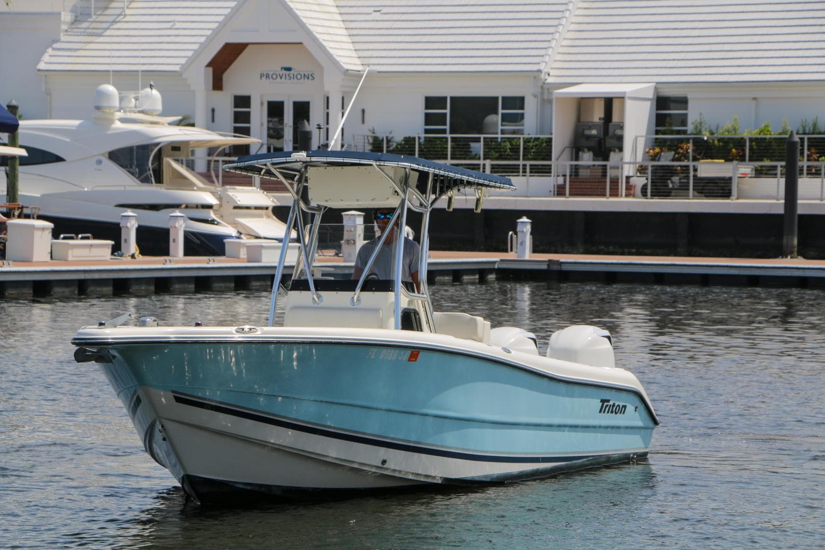 2006 Triton 24 — photo 1
