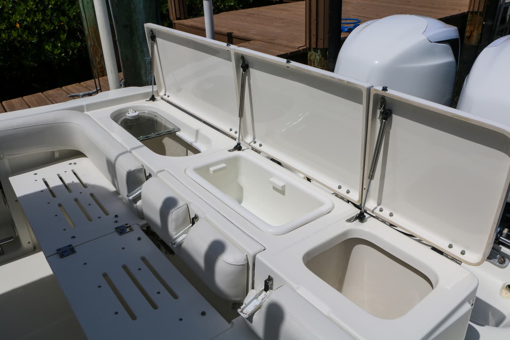 2006 Triton 24 — photo 16