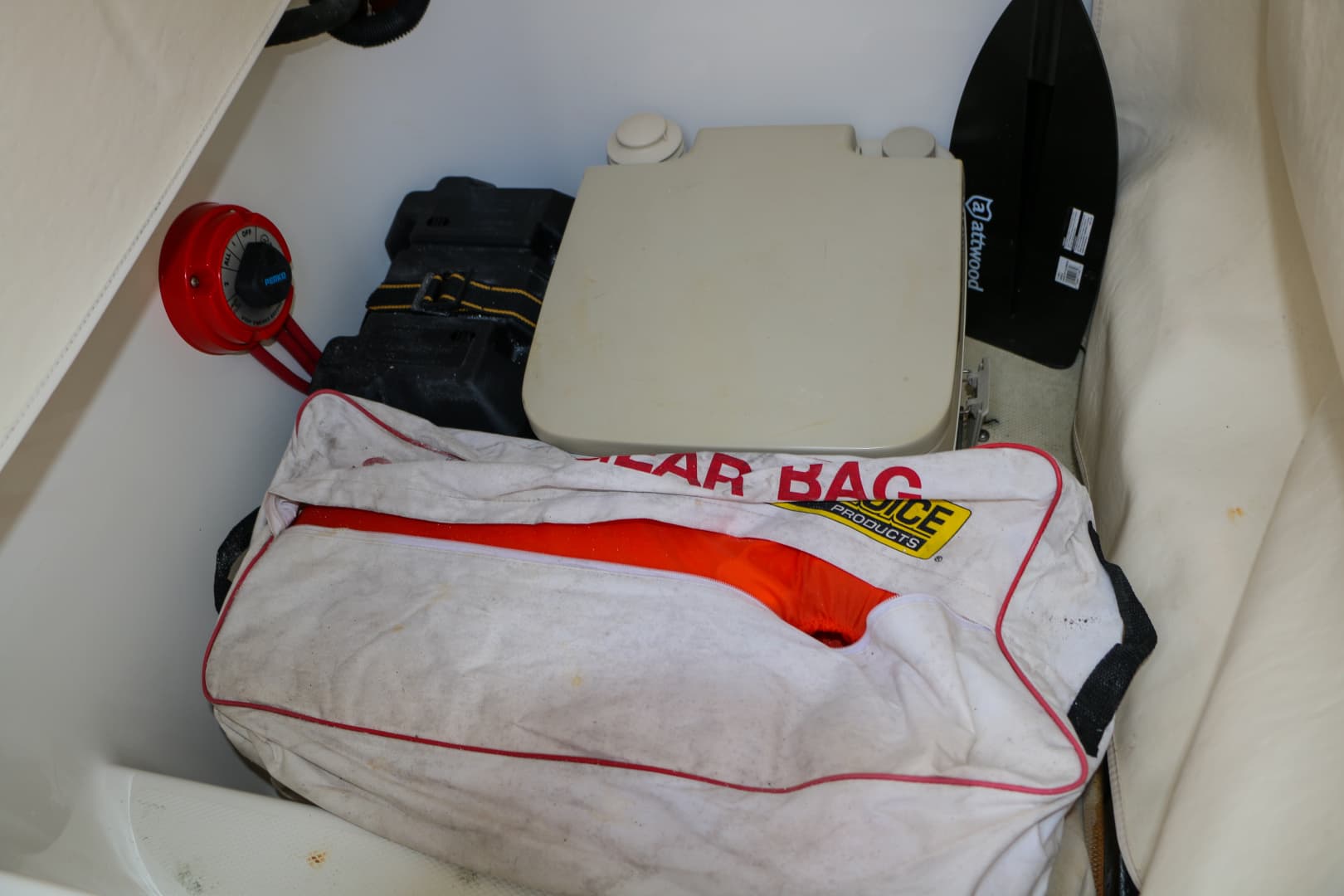 2006 Triton 24 — photo 18