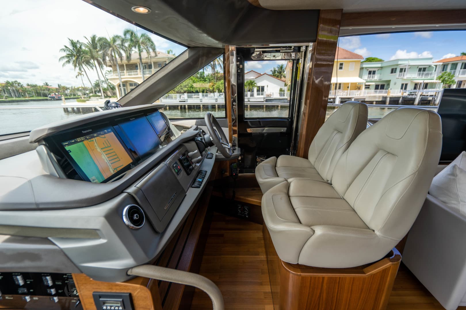 2018 Princess F62 — photo 65