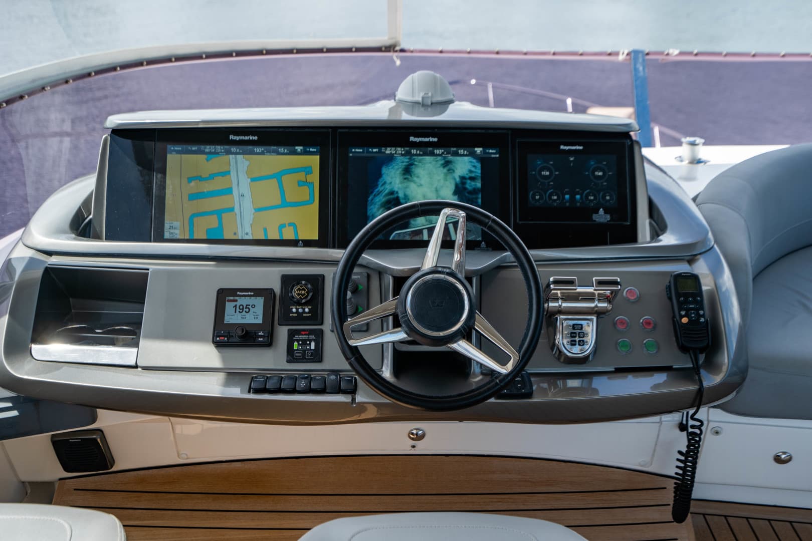 2018 Princess F62 — photo 50