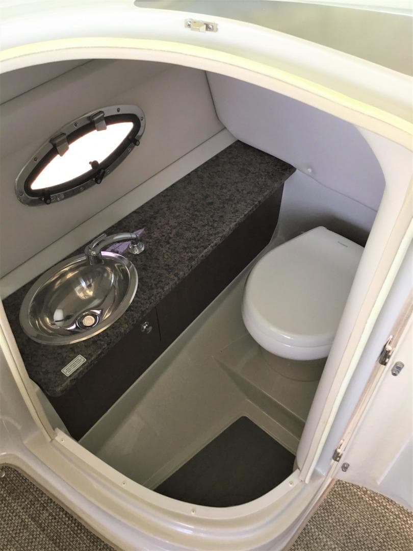 2019 Crownline E275 Xs — photo 7