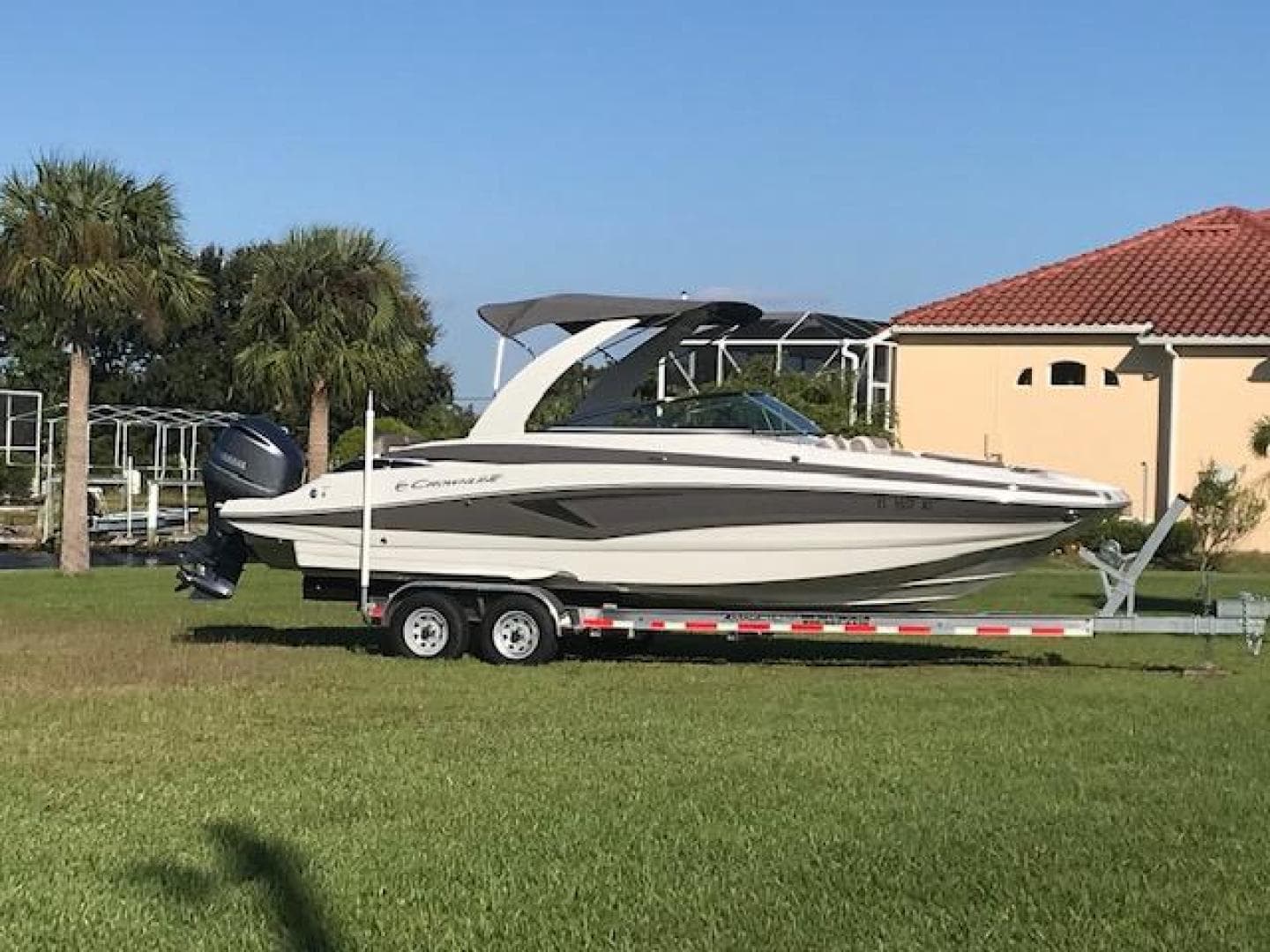 2019 Crownline E275 Xs — photo 1