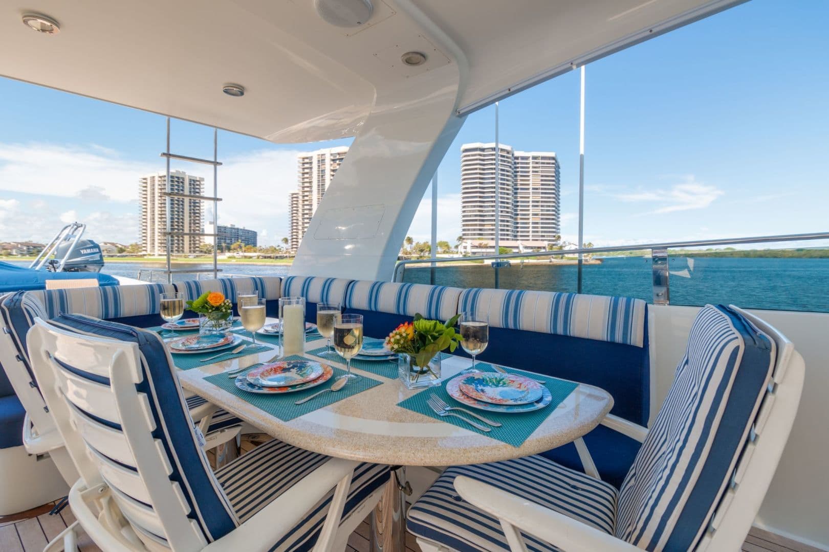 2006 Cheoy Lee Bravo 90 — photo 27