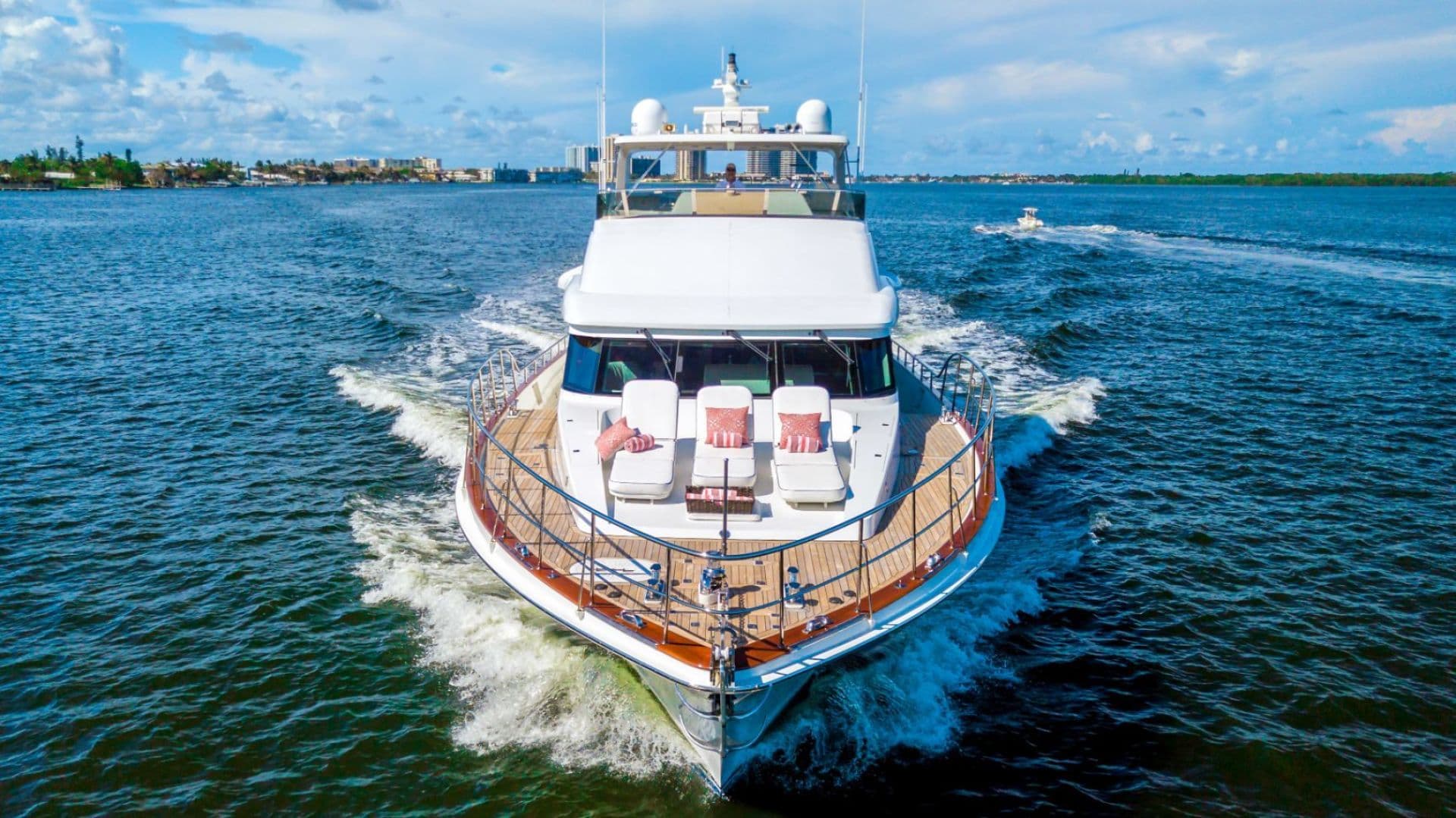 2006 Cheoy Lee Bravo 90 — photo 34