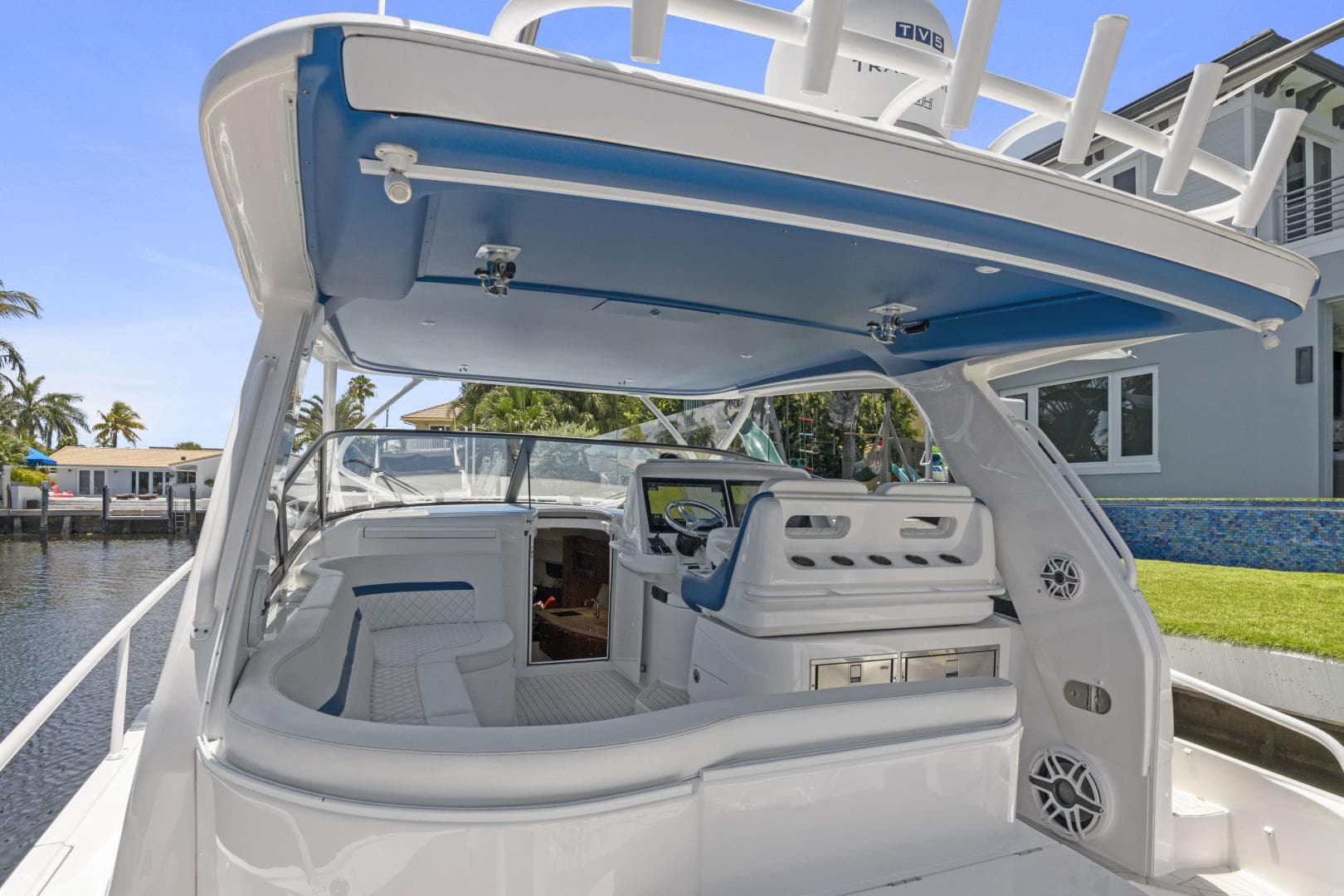 2020 Intrepid 477 Evolution — photo 12