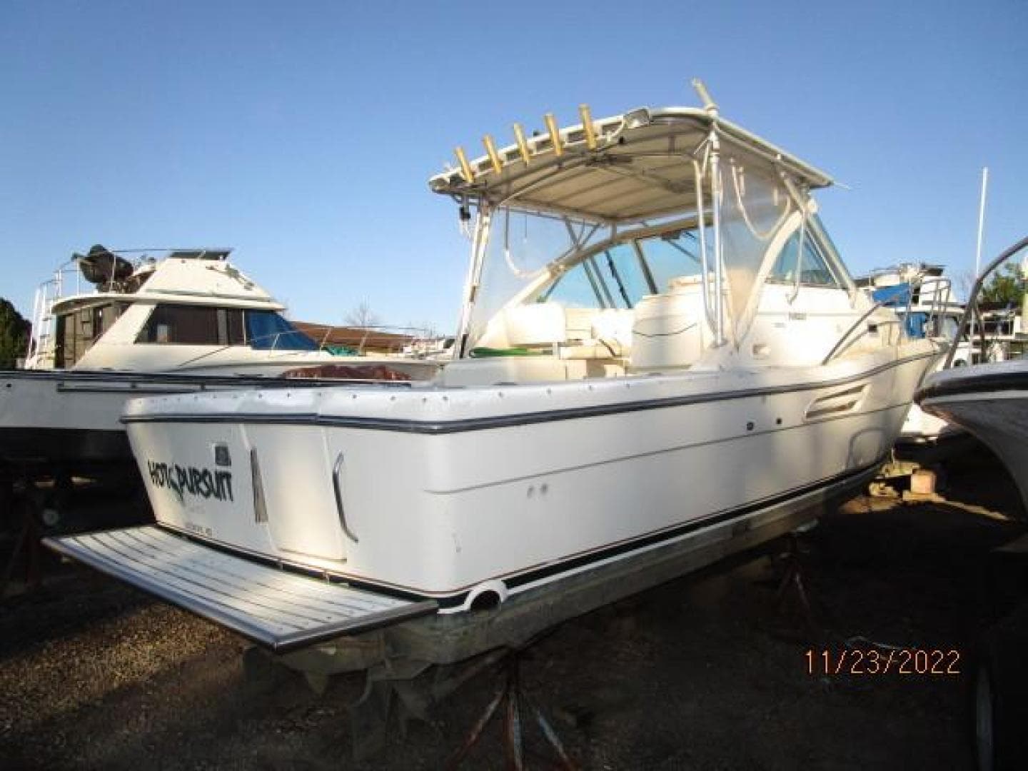 2000 Pursuit 3000 — photo 2