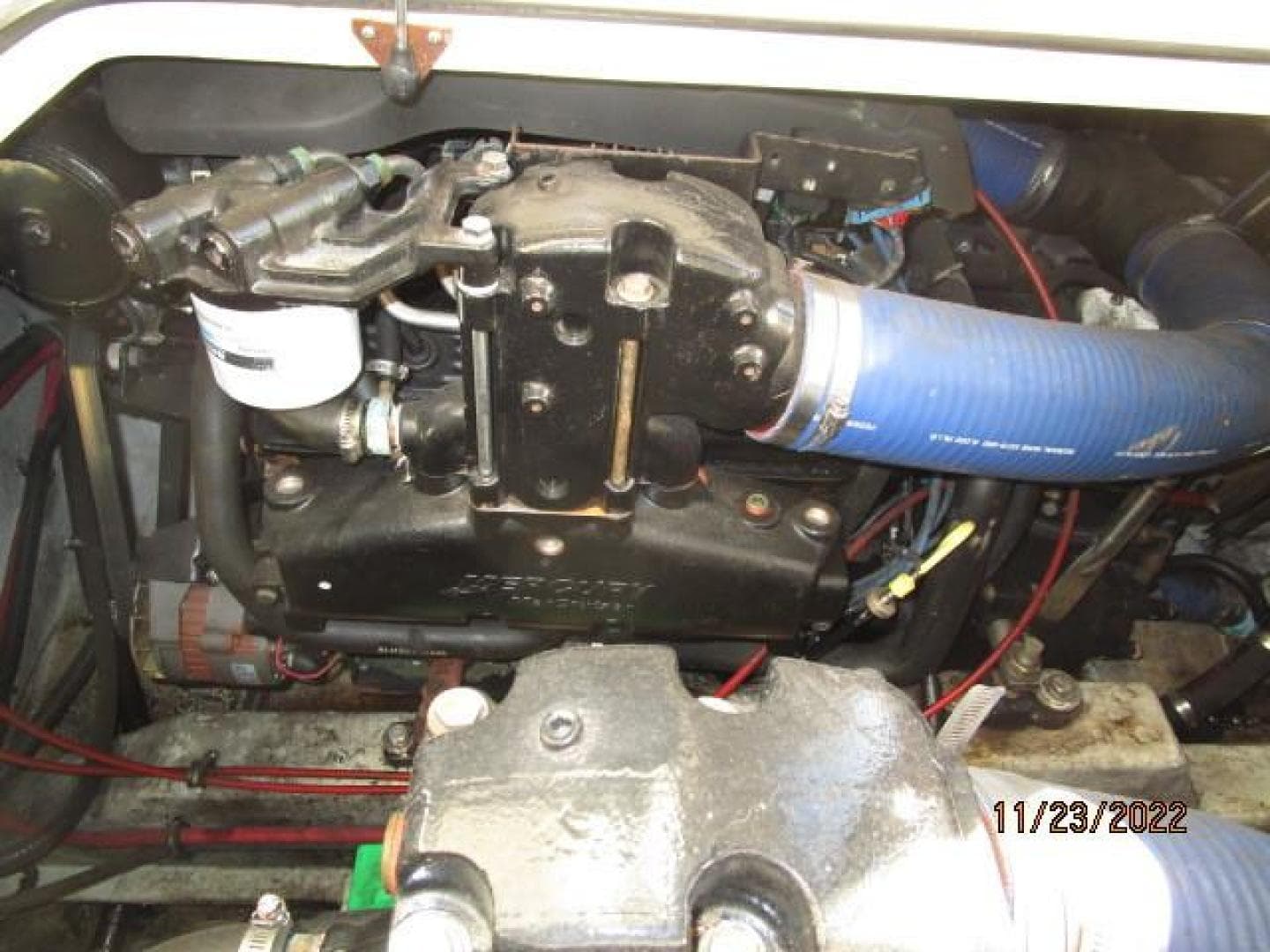 2000 Pursuit 3000 — photo 33