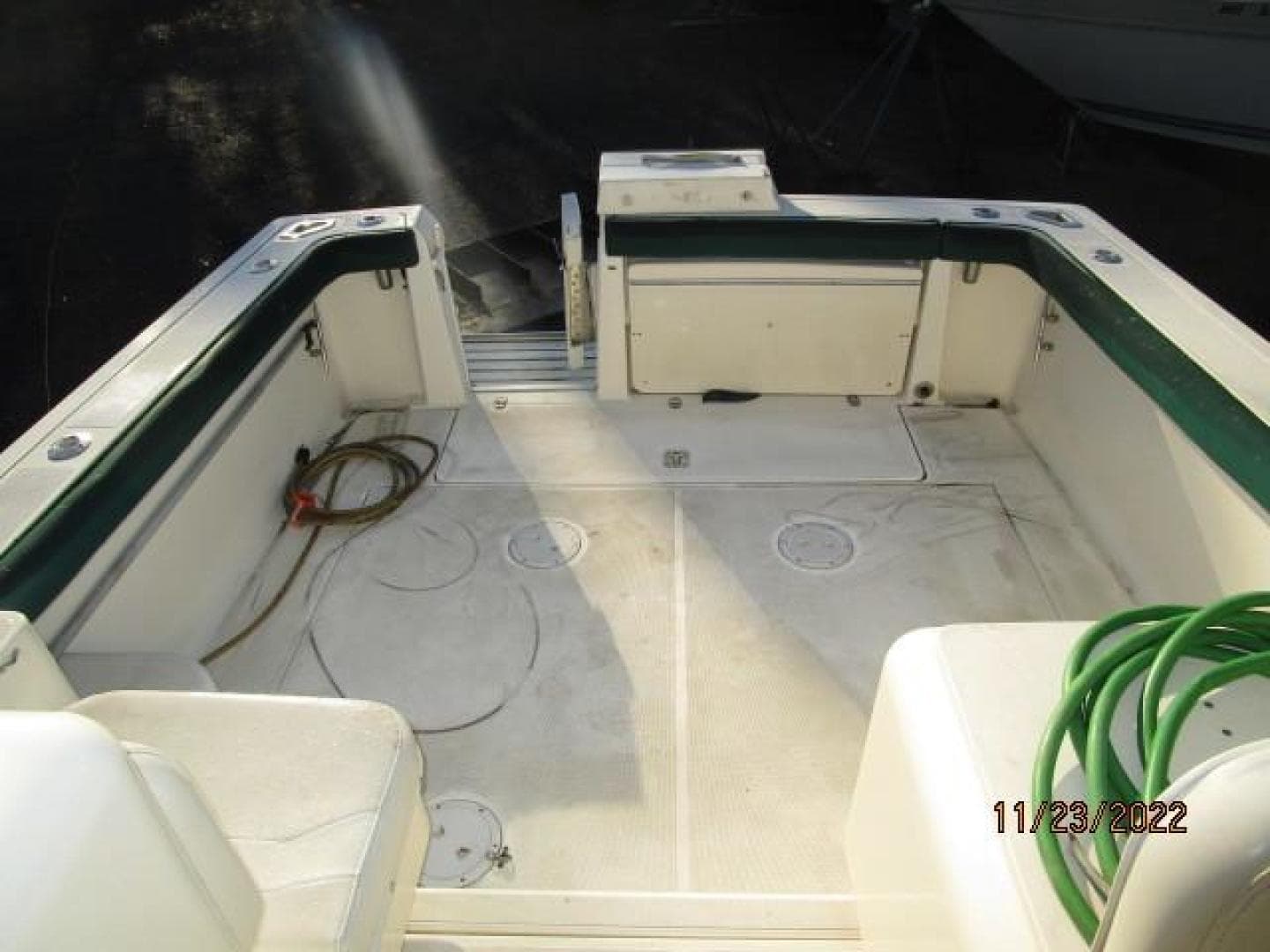 2000 Pursuit 3000 — photo 13