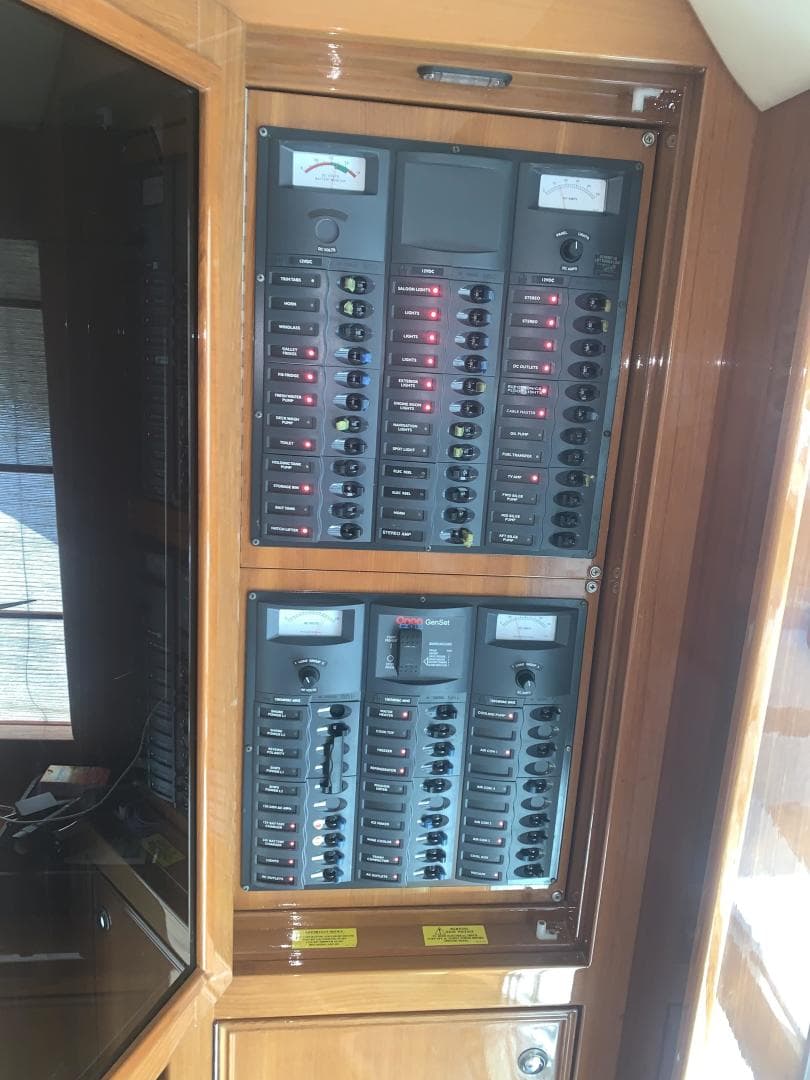 2008 Riviera 51 Flybridge — photo 25