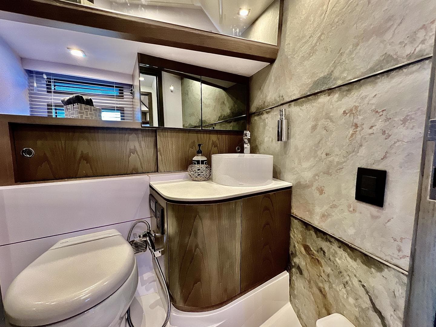 2021 Okean 55 Sport — photo 18