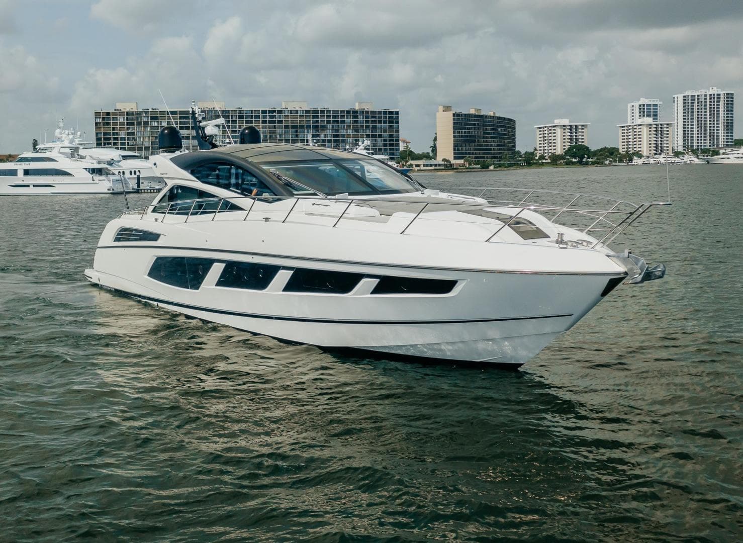 2018 Sunseeker Predator — photo 2