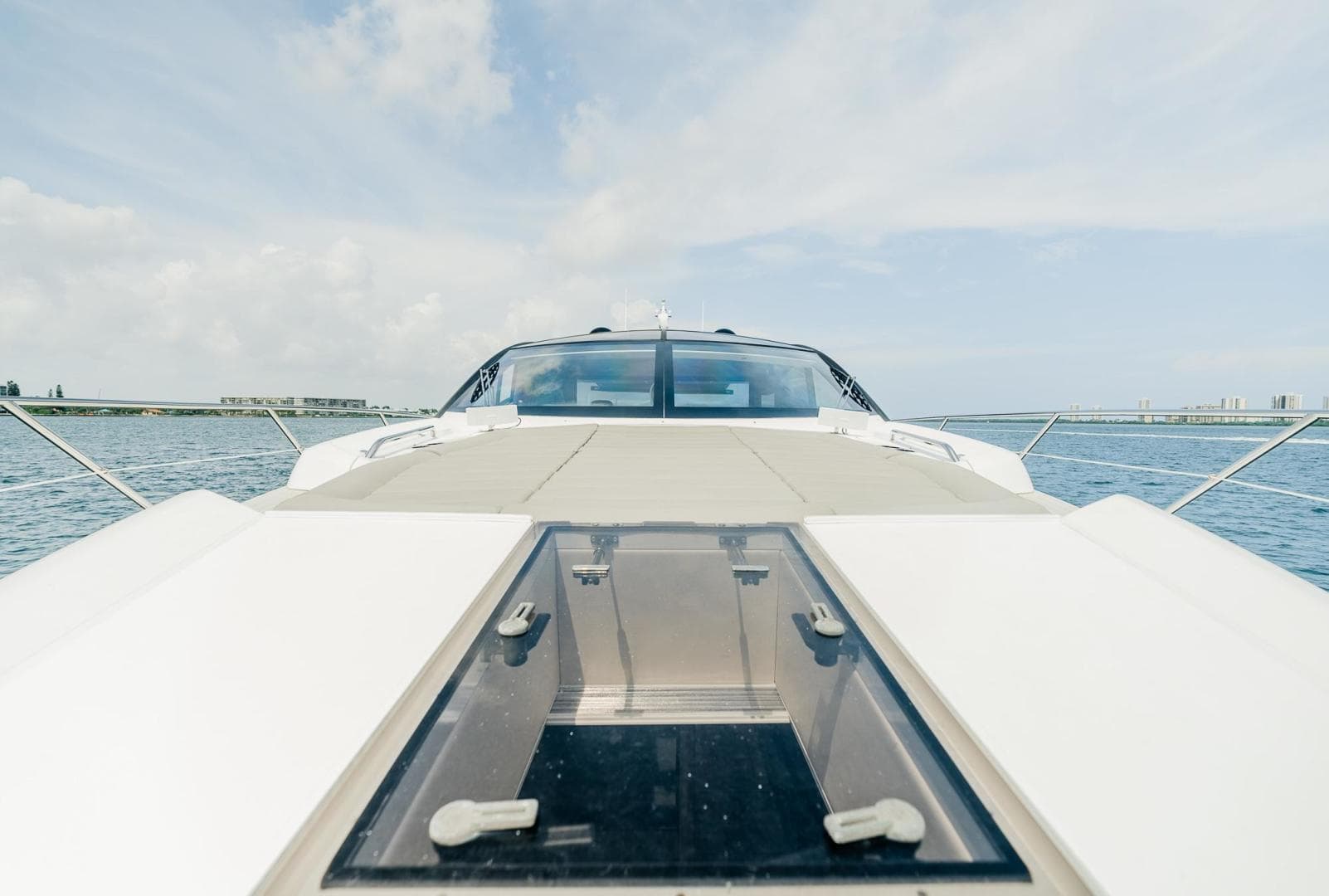 2018 Sunseeker Predator — photo 8