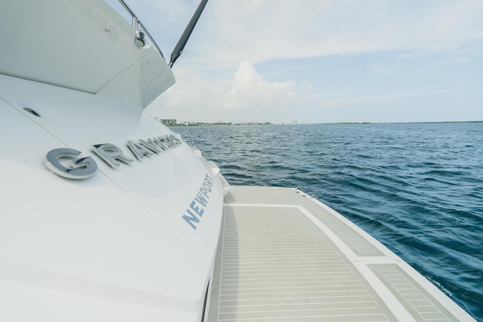 2018 Sunseeker Predator — photo 11