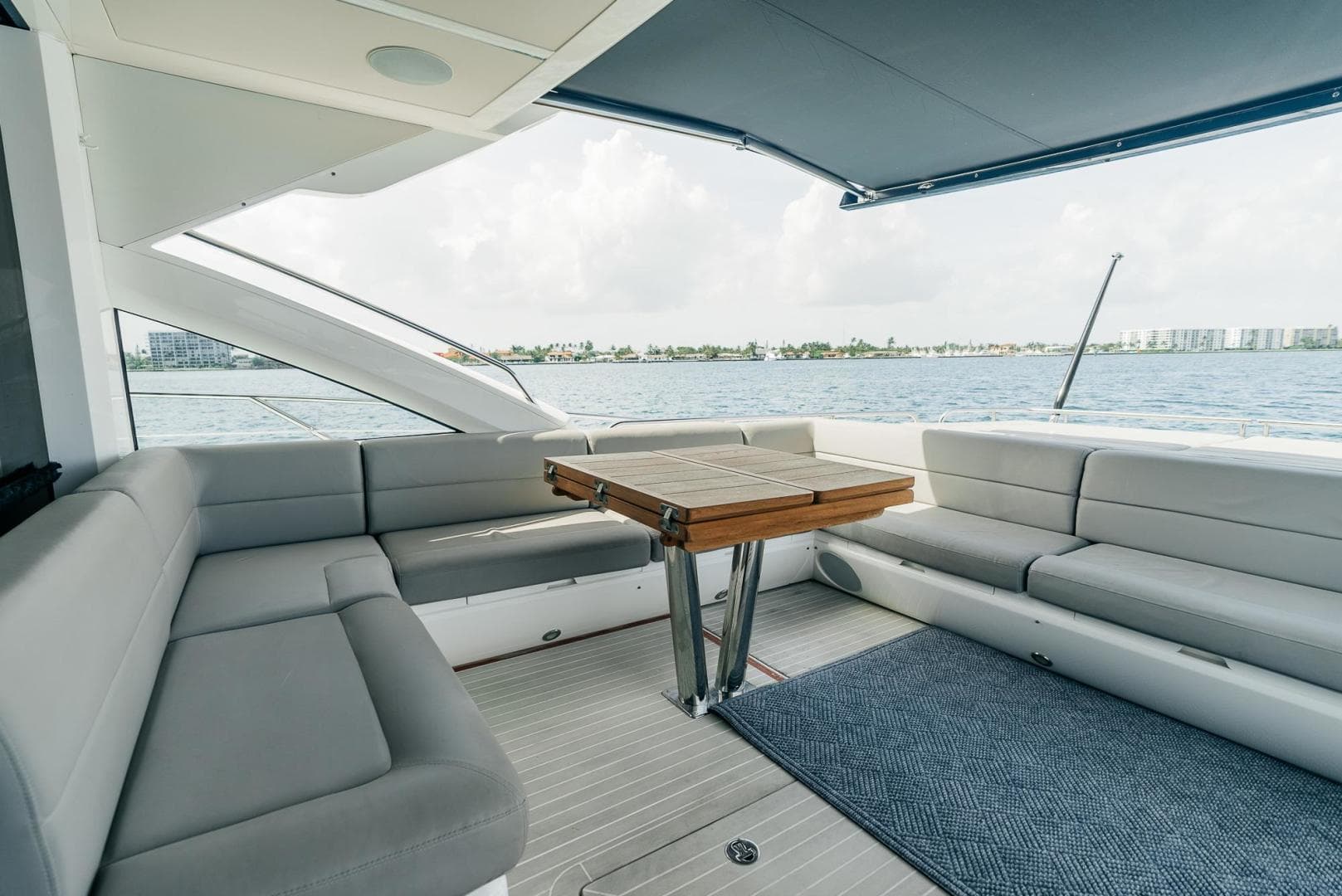 2018 Sunseeker Predator — photo 13