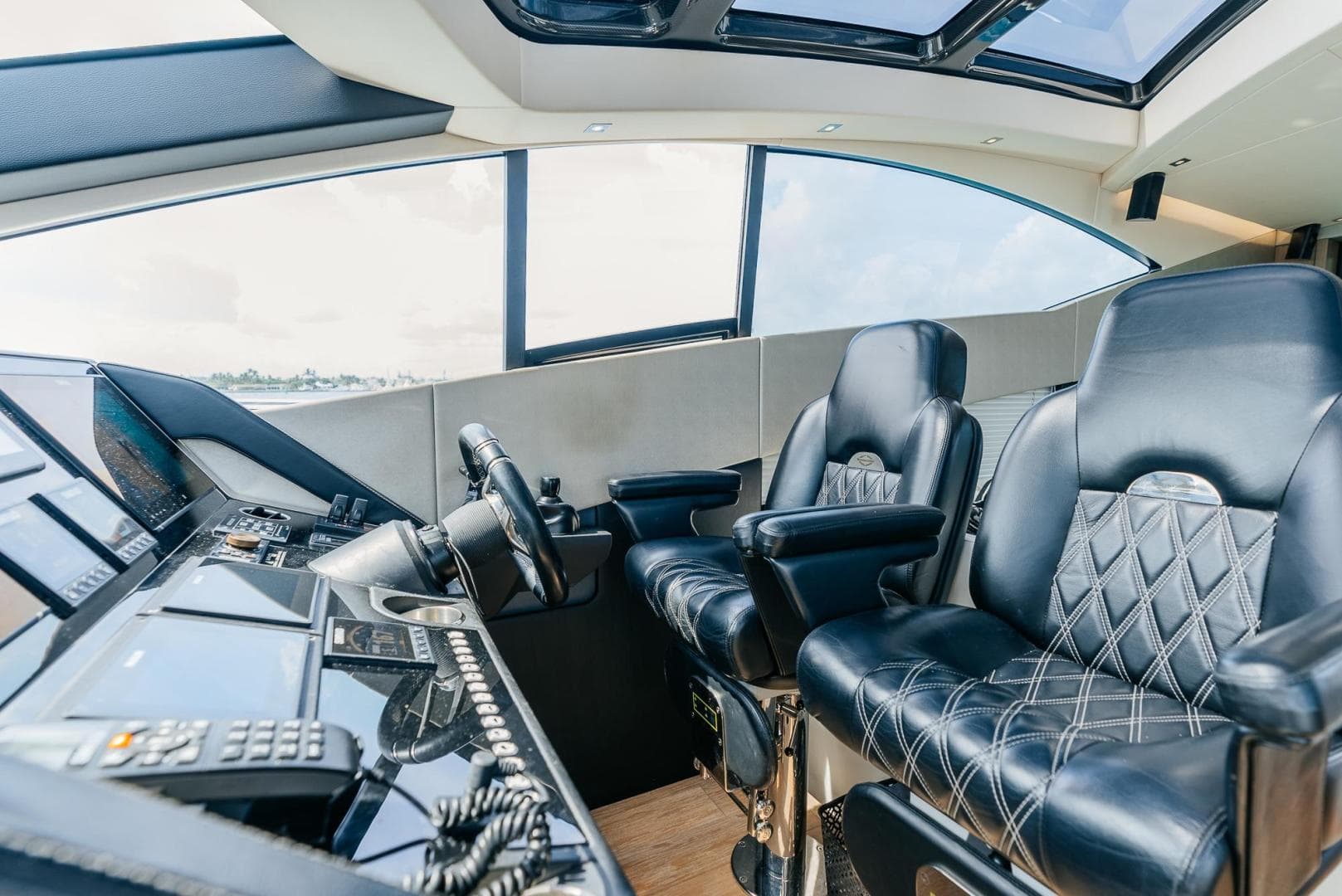 2018 Sunseeker Predator — photo 15