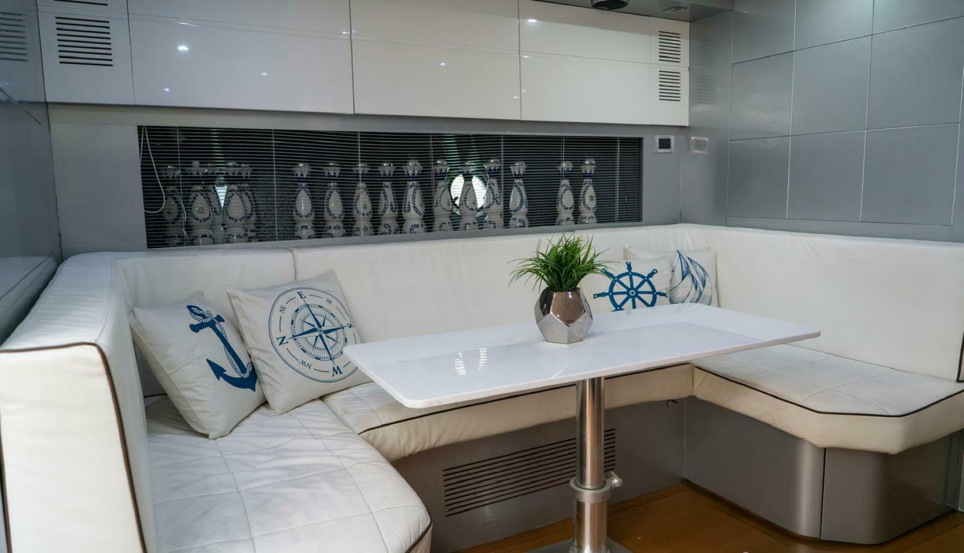 2013 Azimut Atlantis — photo 38