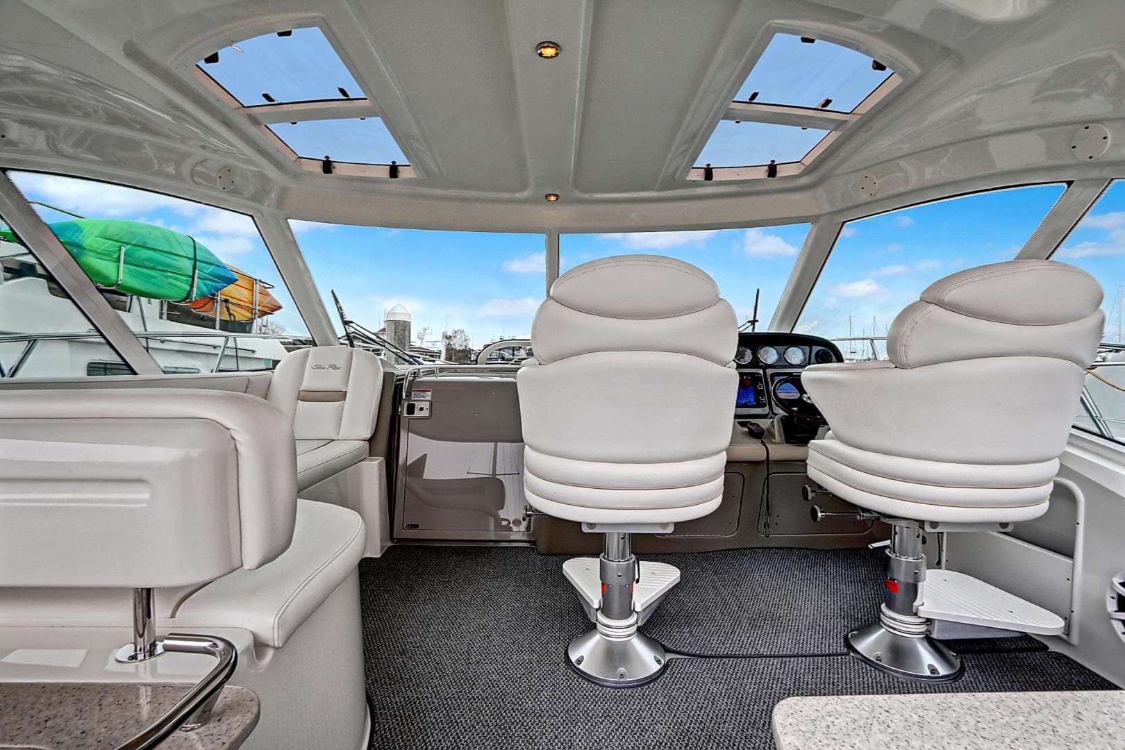 2007 Sea Ray 48 Sundancer — photo 7