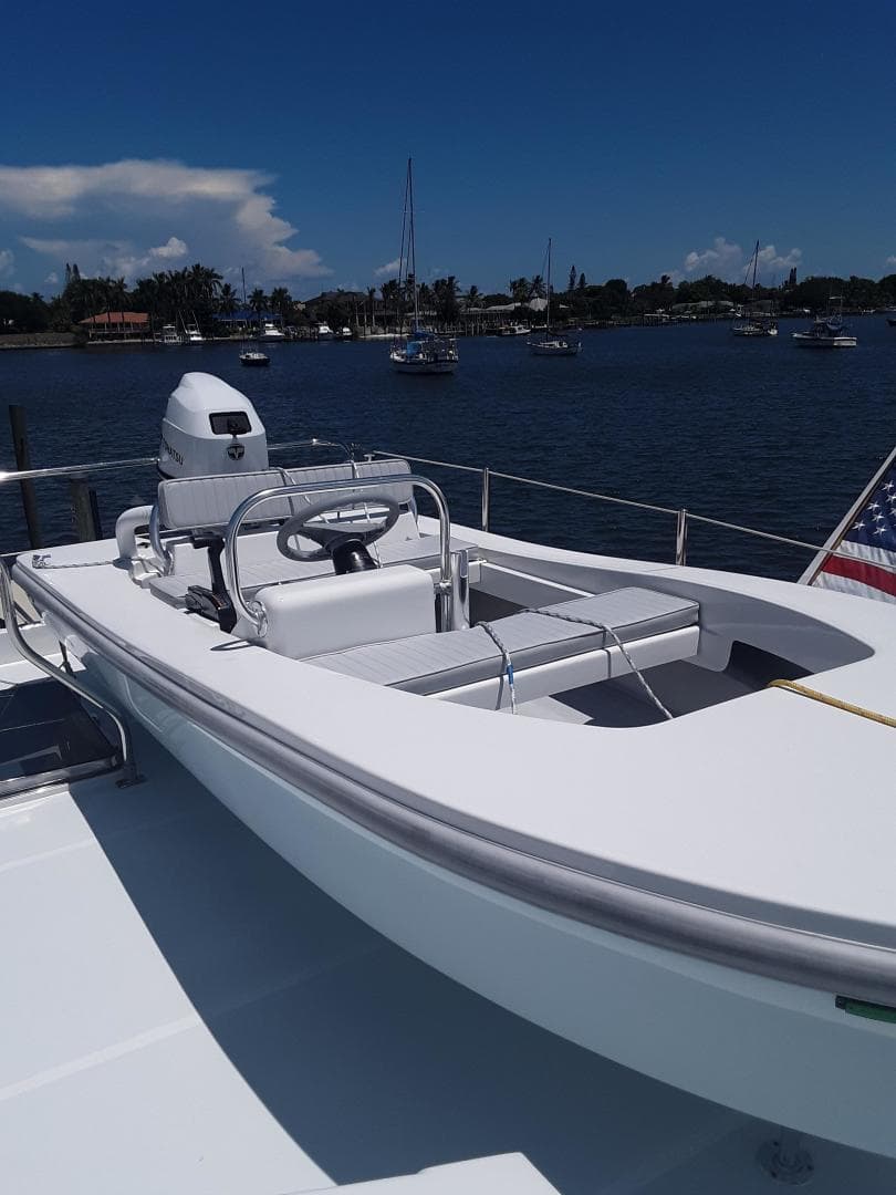 2024 Ultra Lite Tenders 380 — photo 1