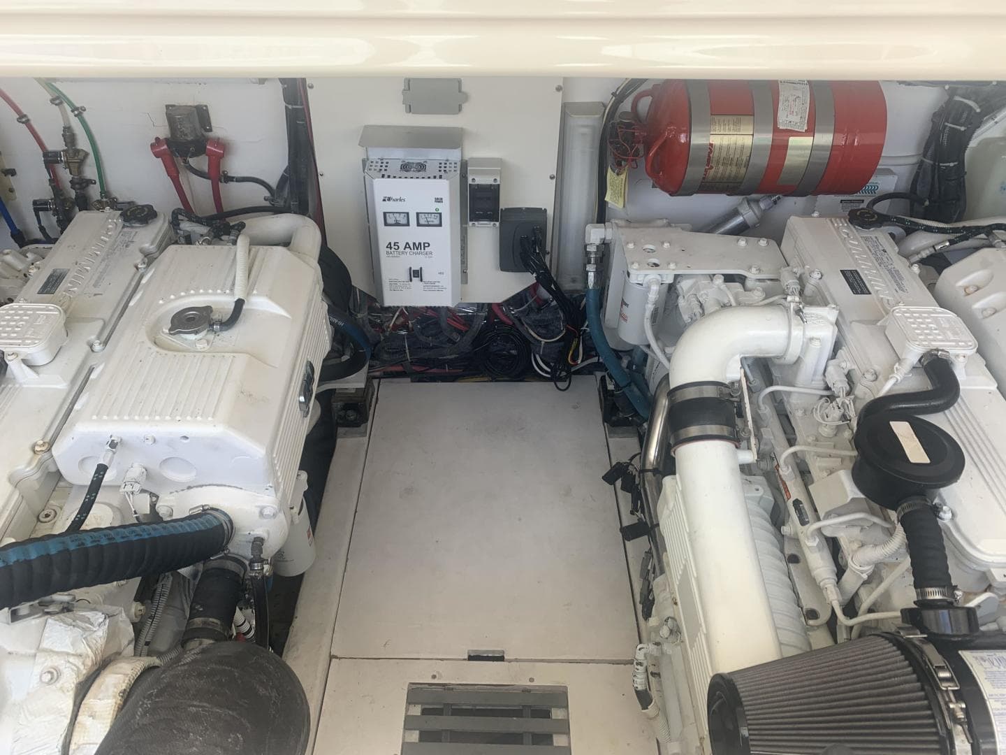 2008 Tiara Yachts 3800 Open — photo 22