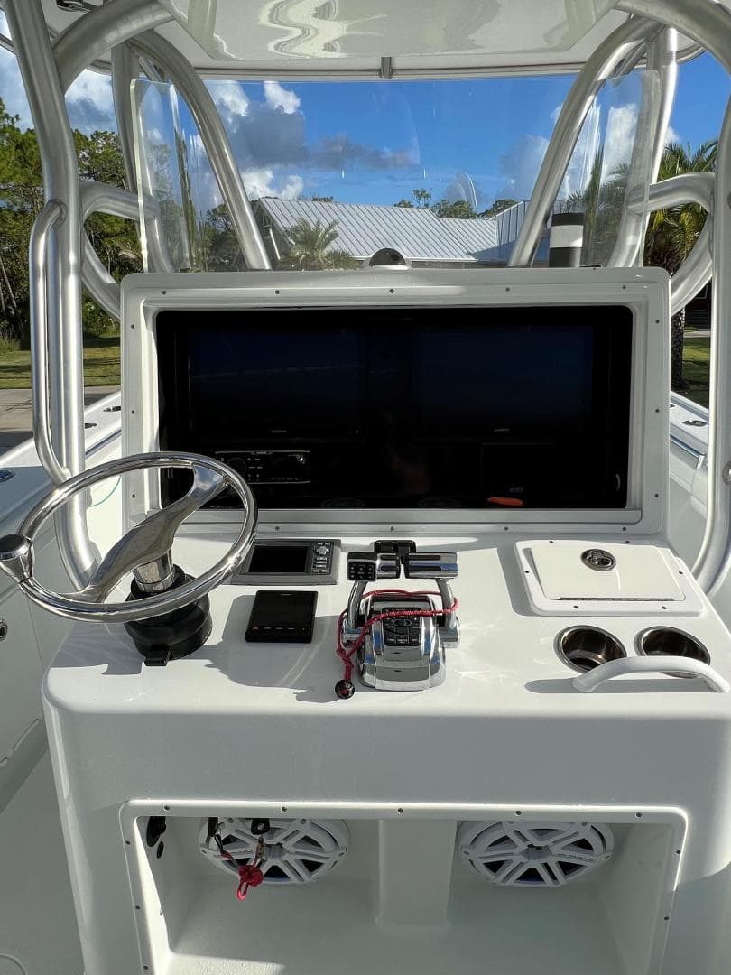 2016 Yellowfin Center Console — photo 12