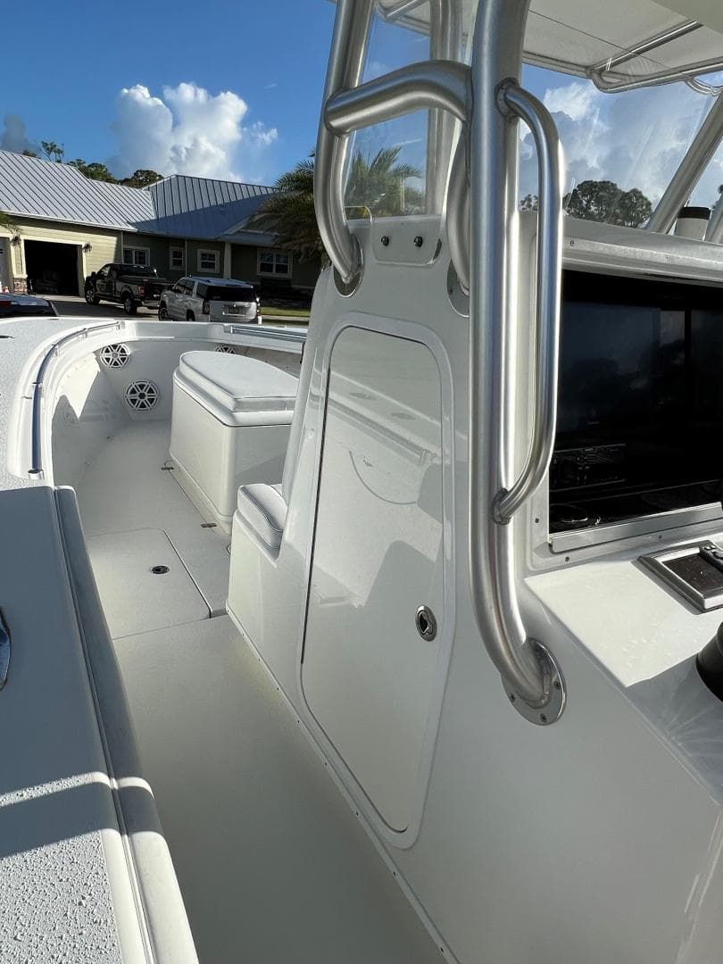 2016 Yellowfin Center Console — photo 17