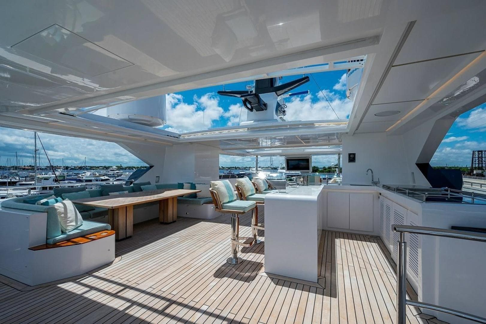 2020 Majesty Yachts — photo 36
