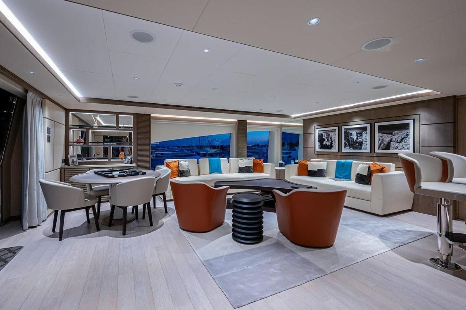 2020 Majesty Yachts — photo 29