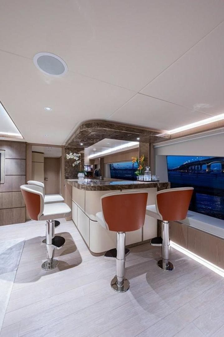 2020 Majesty Yachts — photo 28