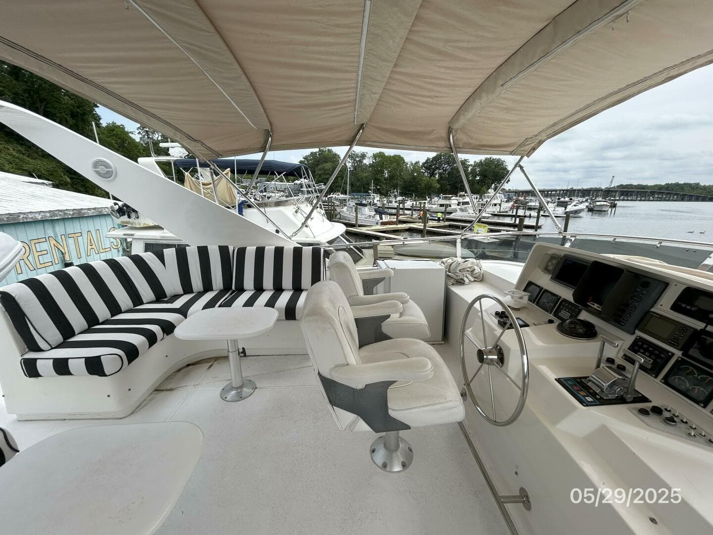 1999 West Bay Sonship — photo 19