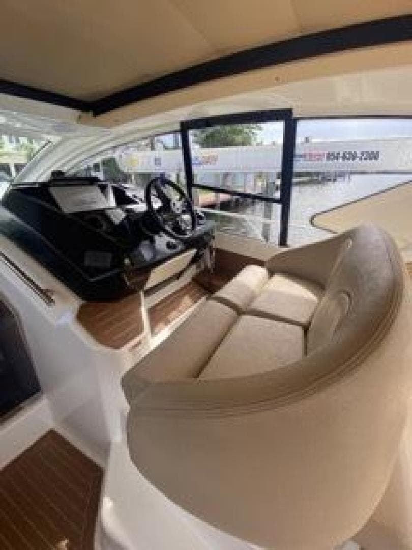 2013 Cranchi M 44 HT — photo 5