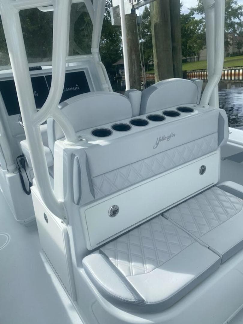 2022 Yellowfin Center Console — photo 6