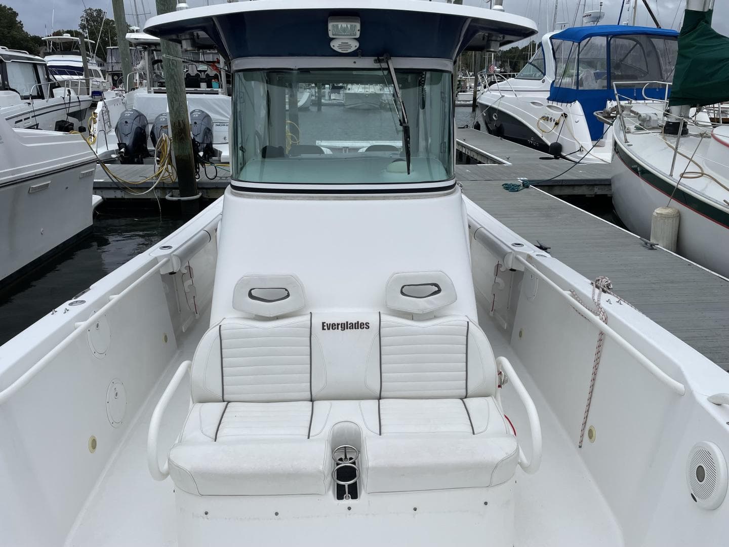 2007 Everglades 290 Pilot — photo 16