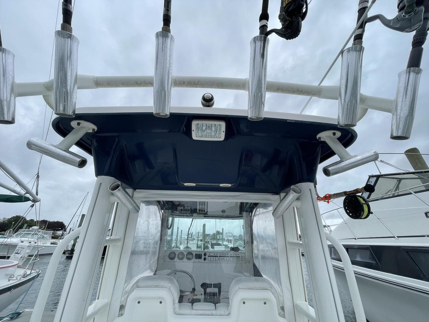 2007 Everglades 290 Pilot — photo 10