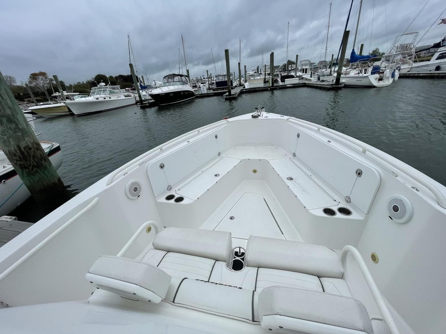 2007 Everglades 290 Pilot — photo 14