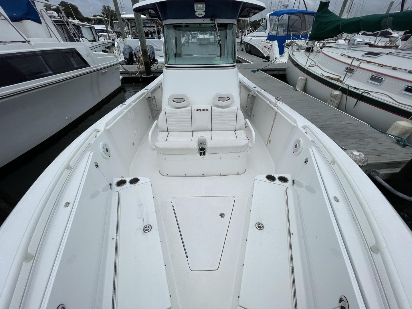 2007 Everglades 290 Pilot — photo 15