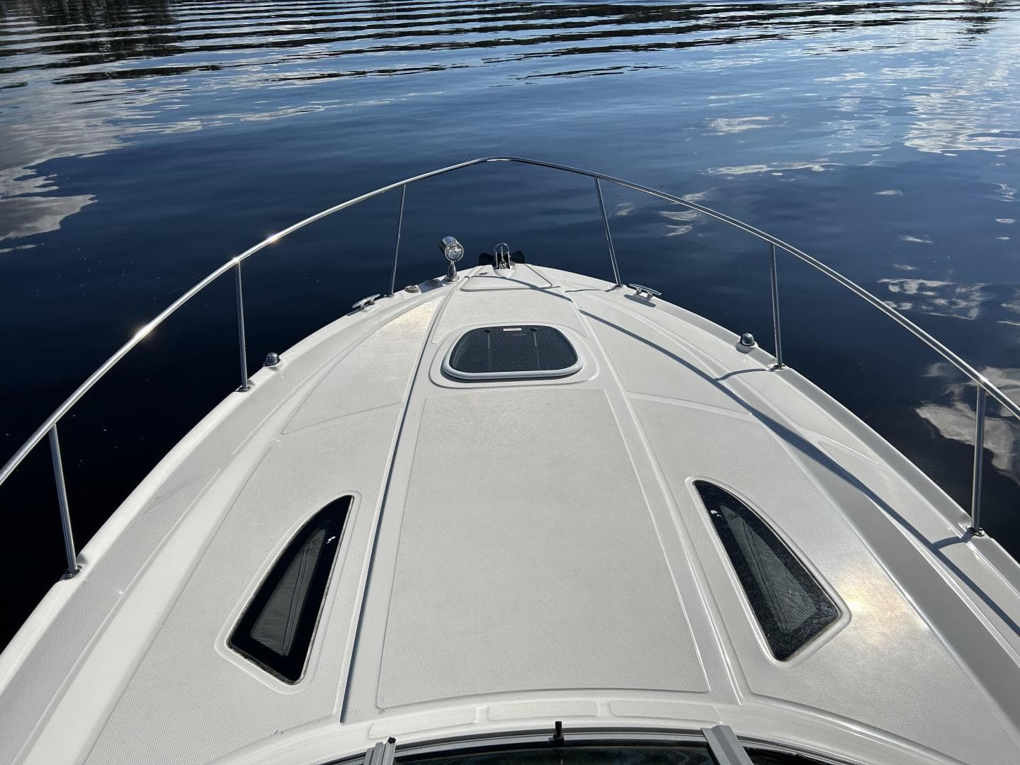 2009 Sea Ray 310 Sundancer — photo 18