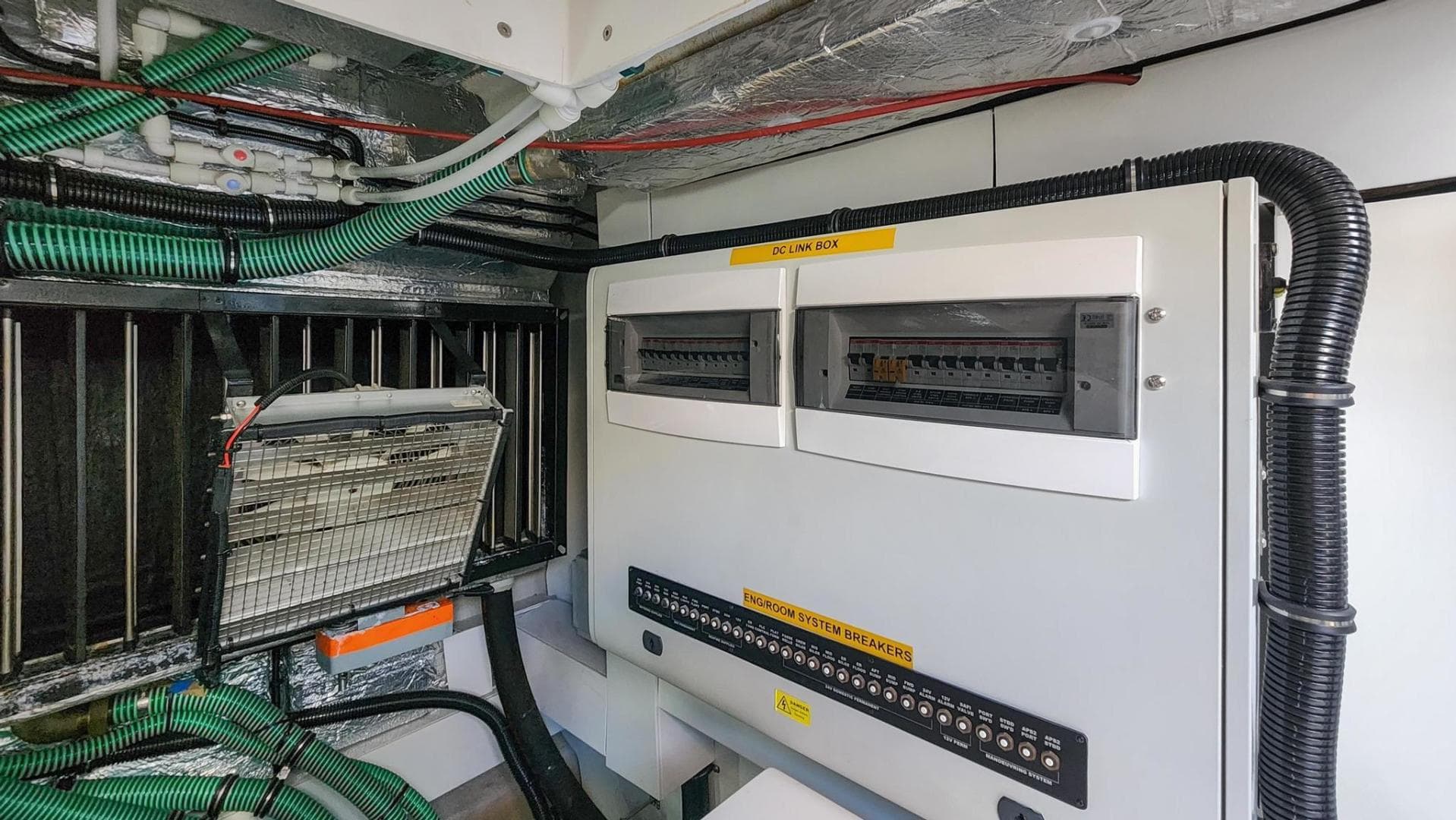 2018 Sunseeker Predator 68 — photo 48