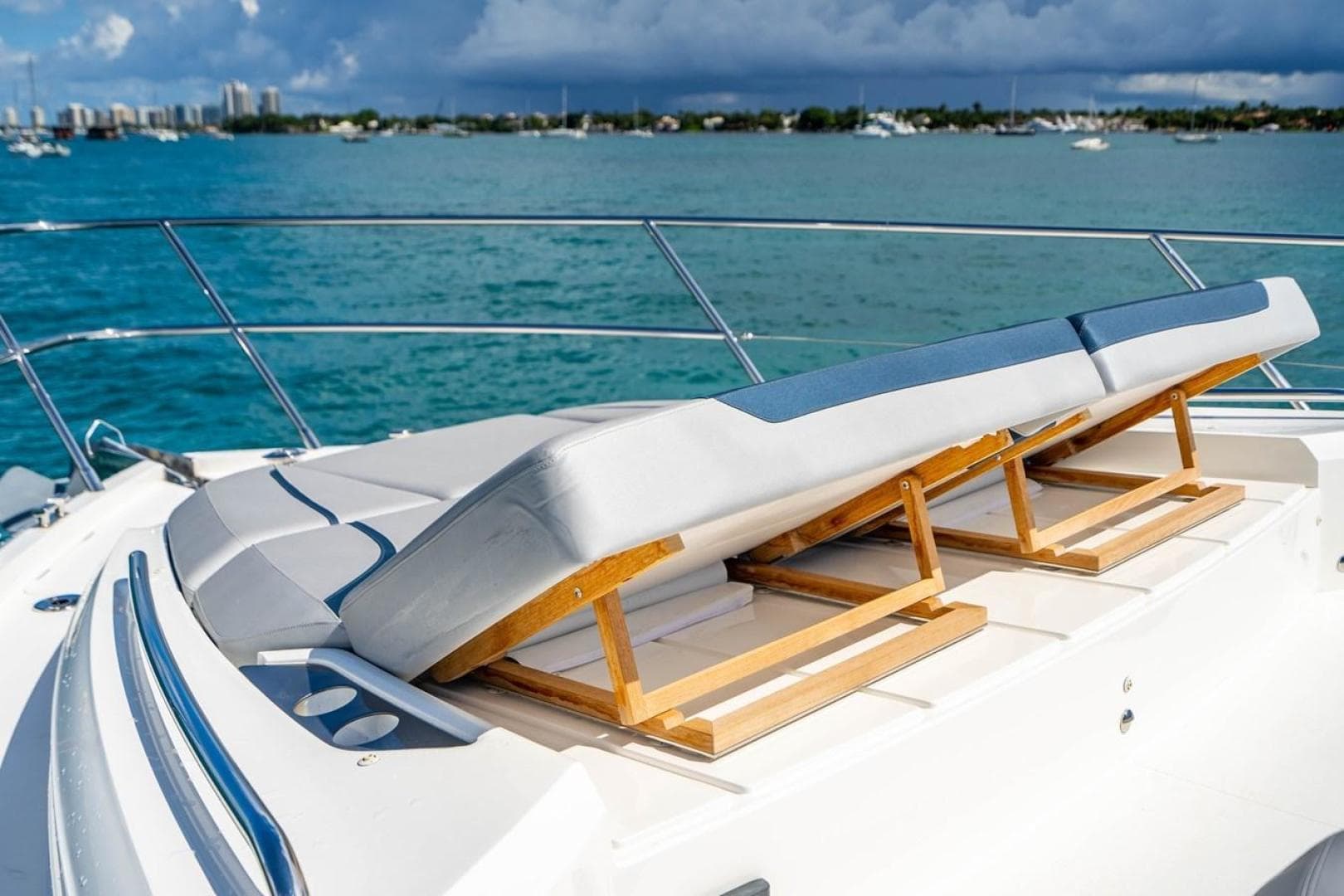 2020 Princess V60 — photo 17