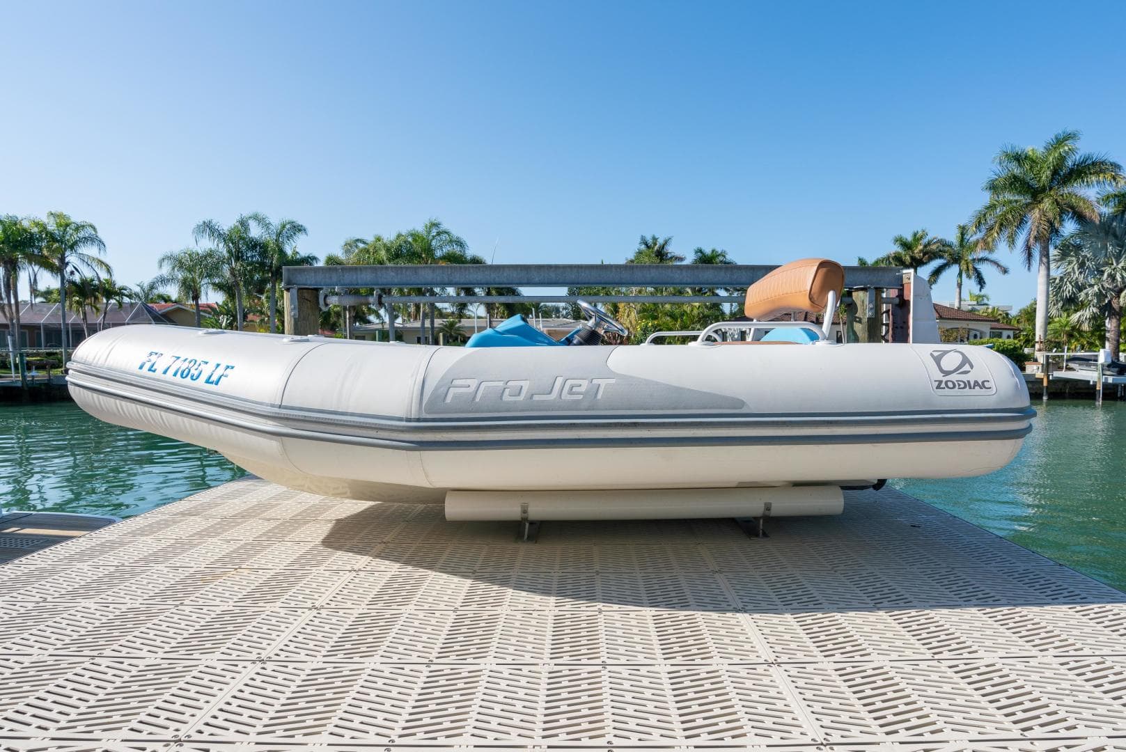 2016 Prestige 550 S — photo 21