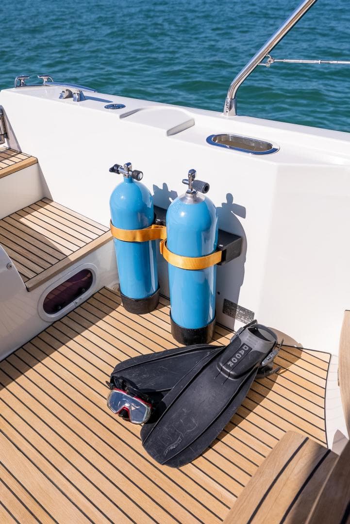 2016 Prestige 550 S — photo 14