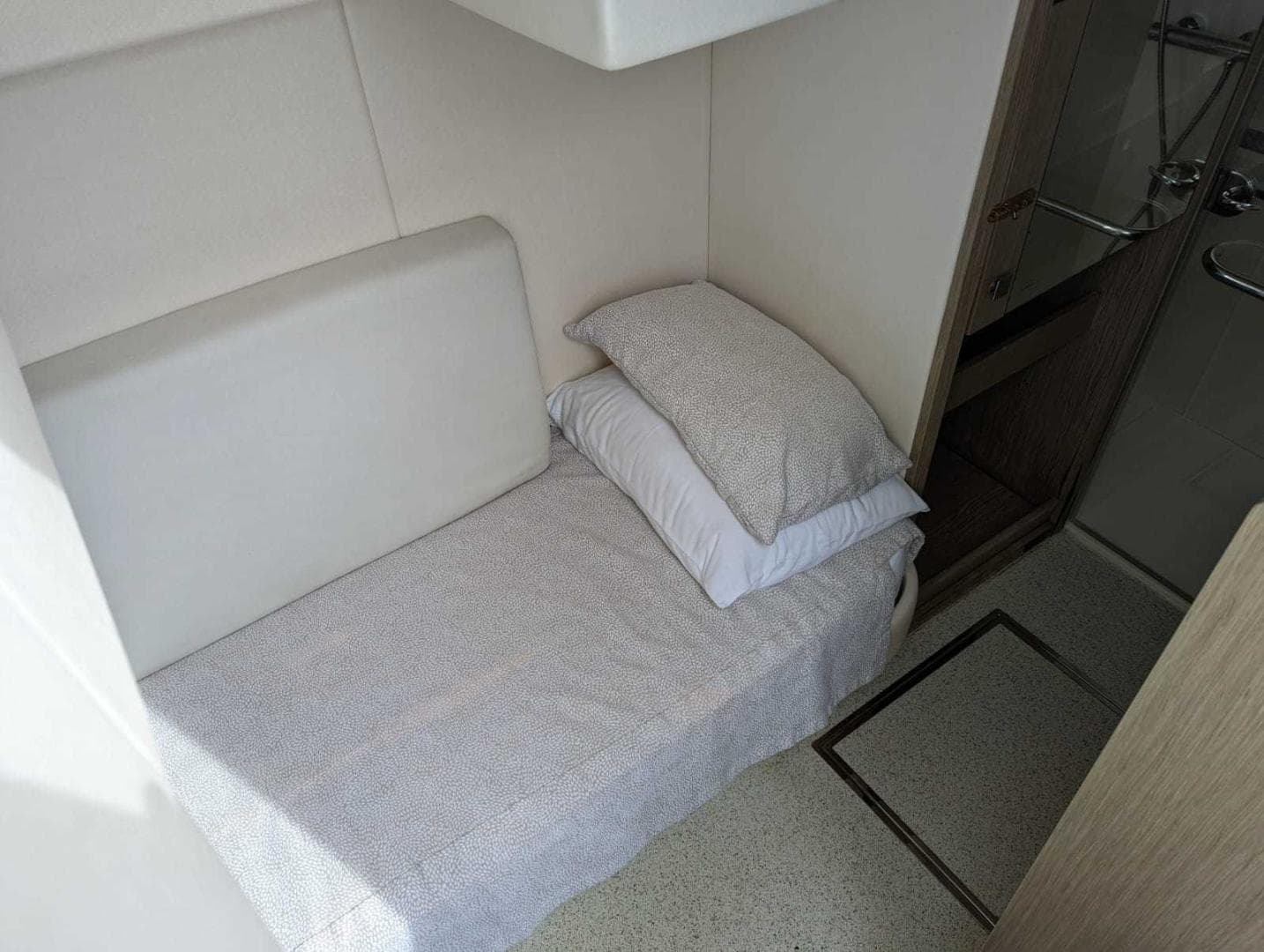 2018 Sunseeker Manhattan 52 — photo 32
