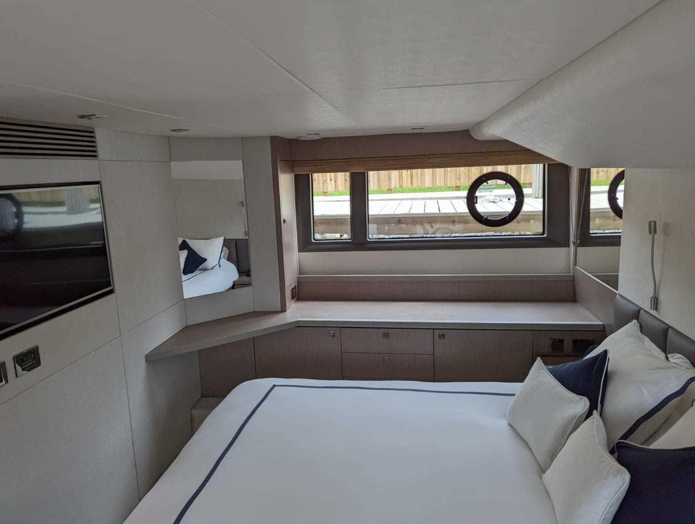 2018 Sunseeker Manhattan 52 — photo 26