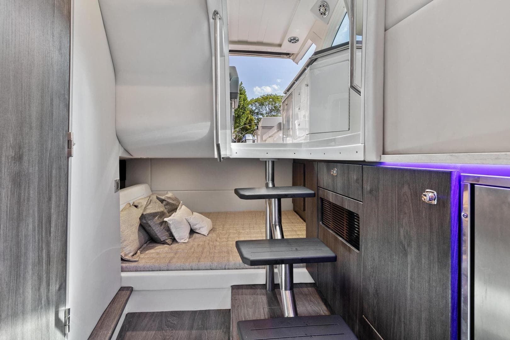 2021 Formula 380 Ssc — photo 18