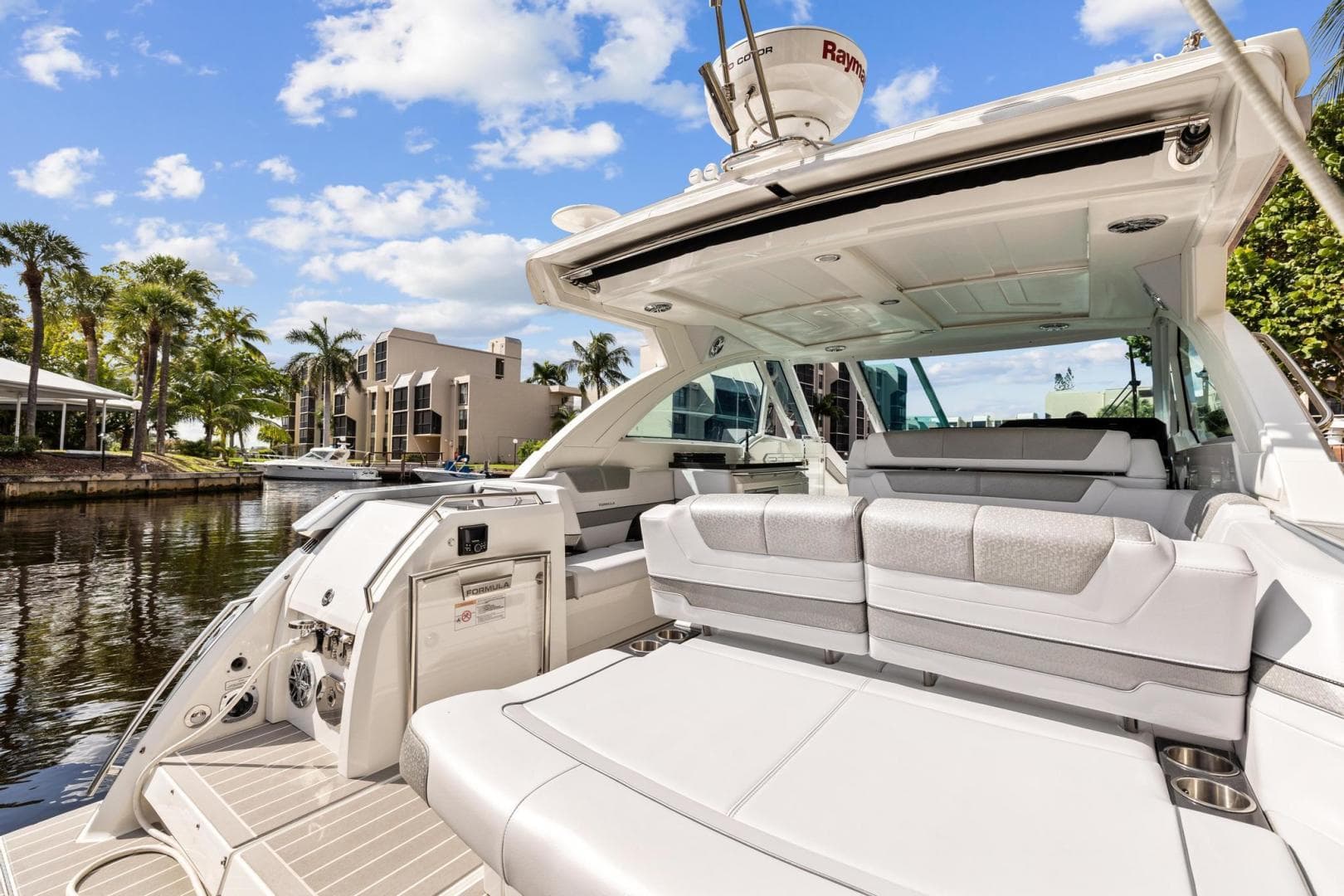 2021 Formula 380 Ssc — photo 16