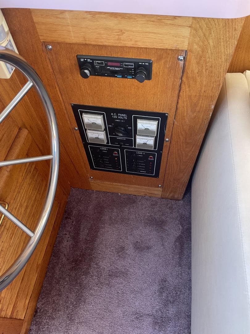 1988 Mainship Nantucket — photo 38