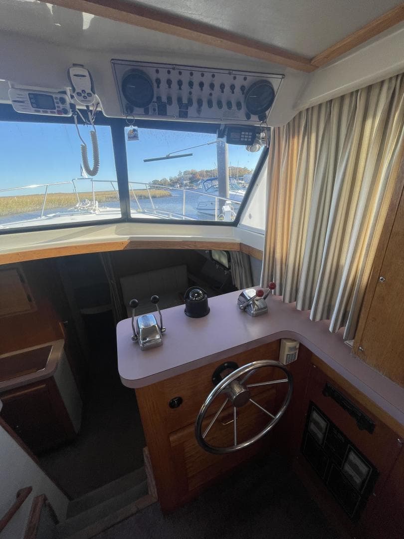 1988 Mainship Nantucket — photo 39