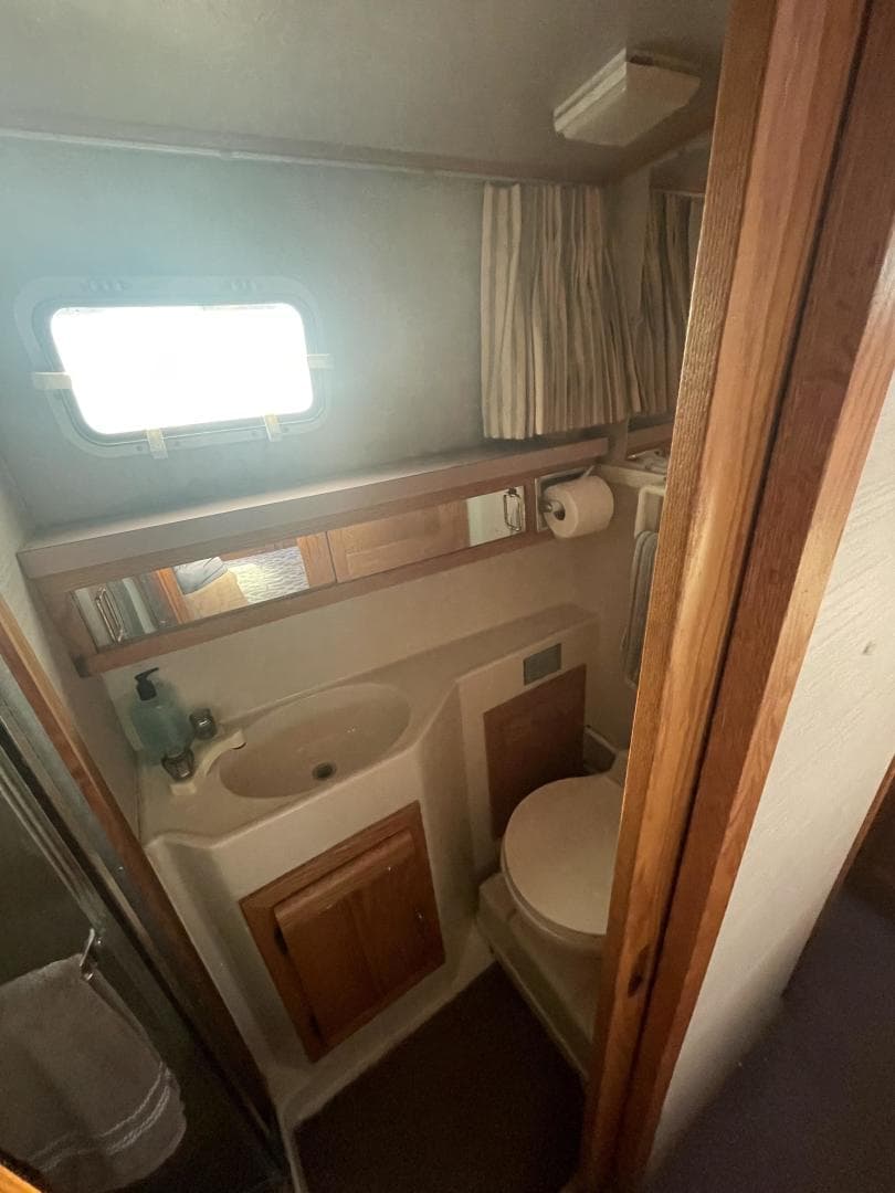 1988 Mainship Nantucket — photo 25