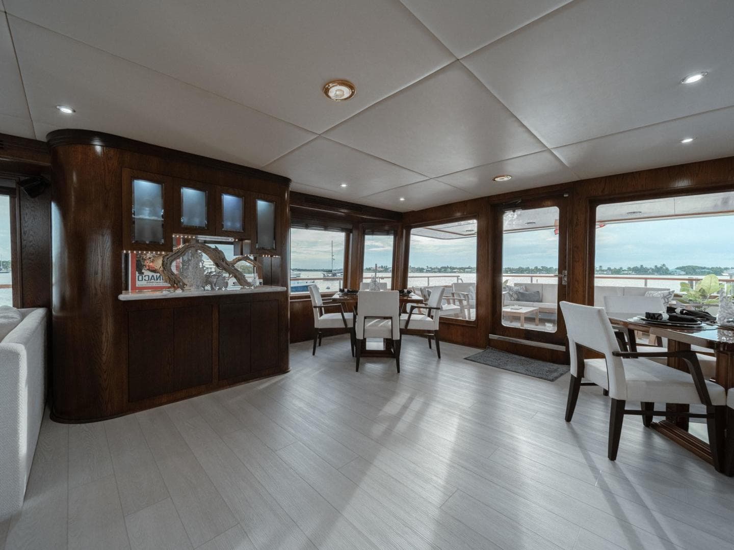 1995 Broward Raised Pilothouse — photo 10