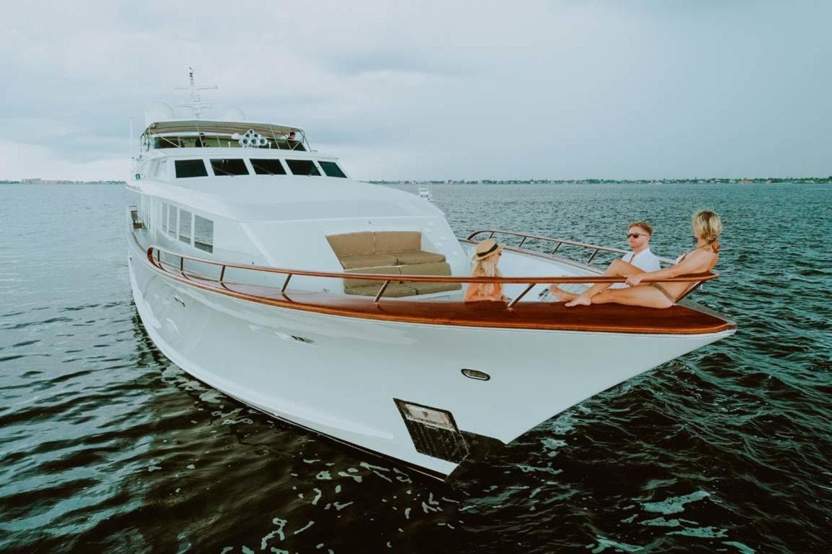 1995 Broward Raised Pilothouse — photo 69